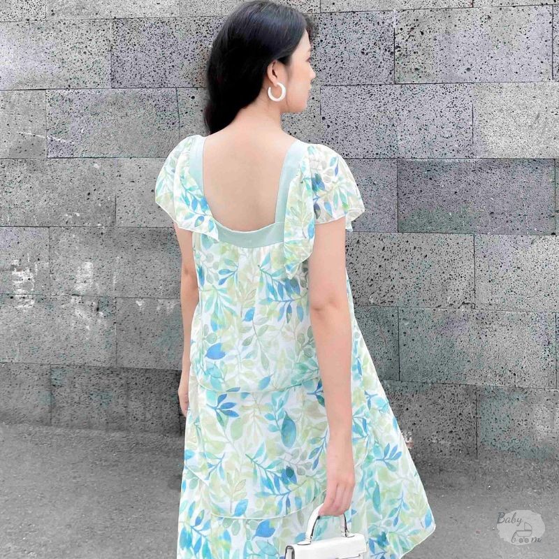 Đầm hoa cổ vuông kiểu tầng xinh xắn 